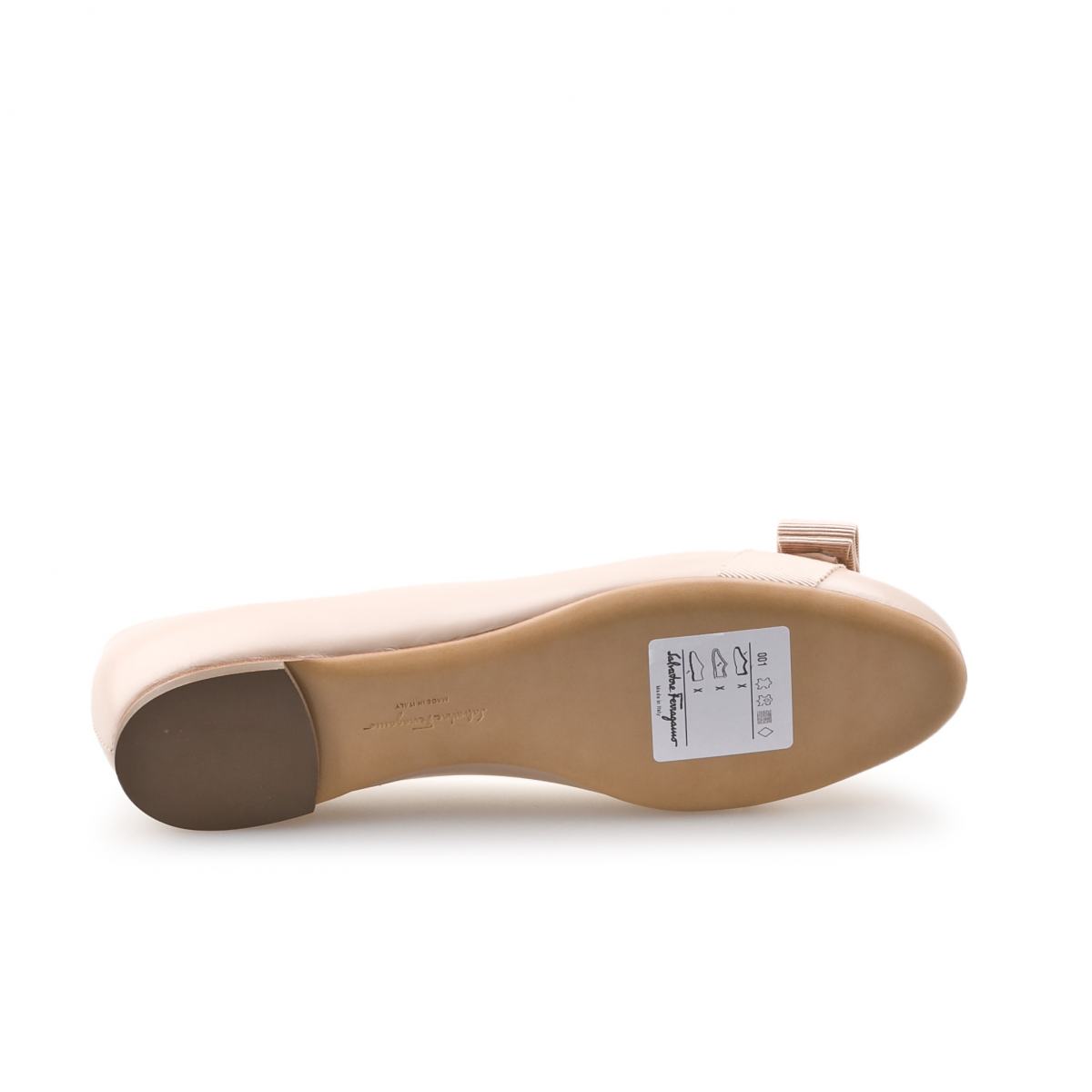 ferragamo varina new bisque