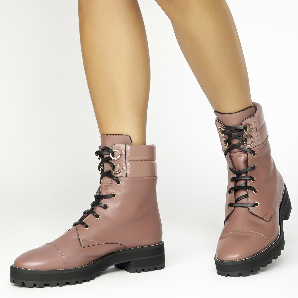 stuart weitzman lexy