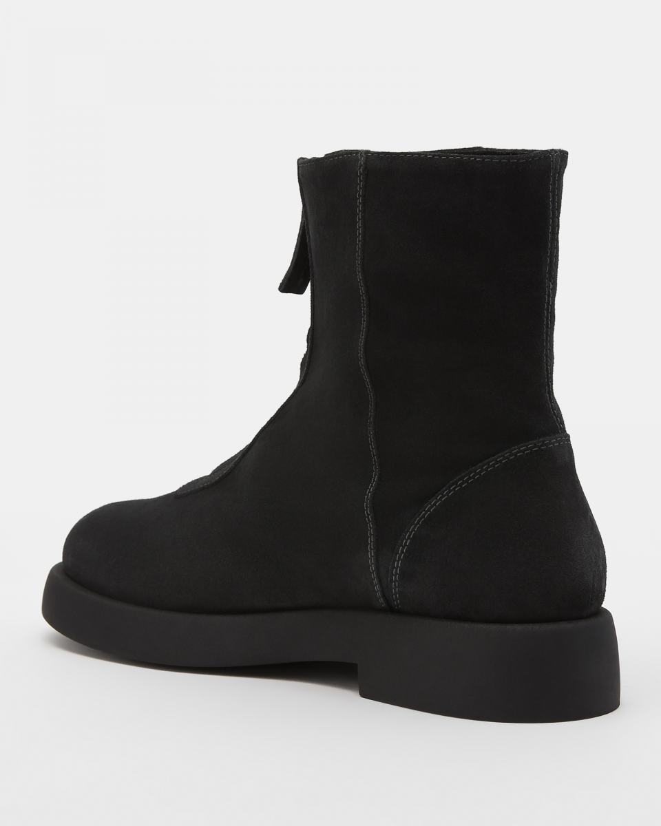 Boots Principe di Bologna 3