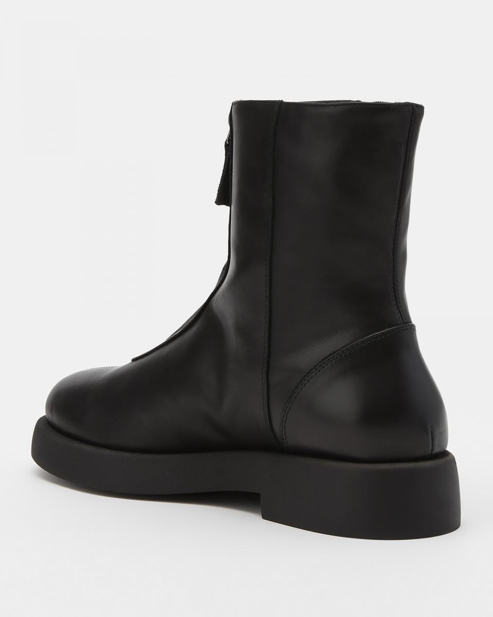 Boots Principe di Bologna 3