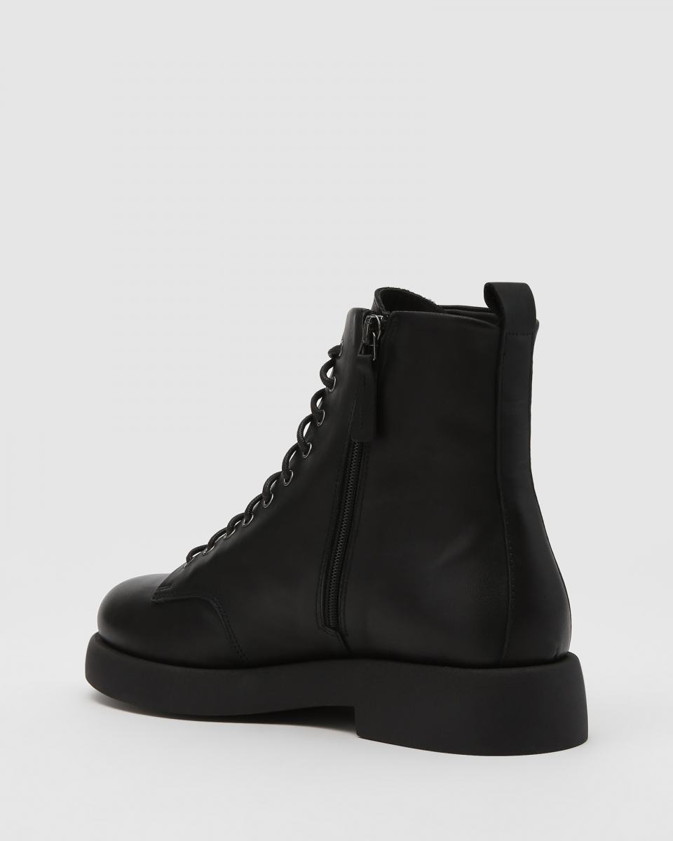 Boots Principe di Bologna 3