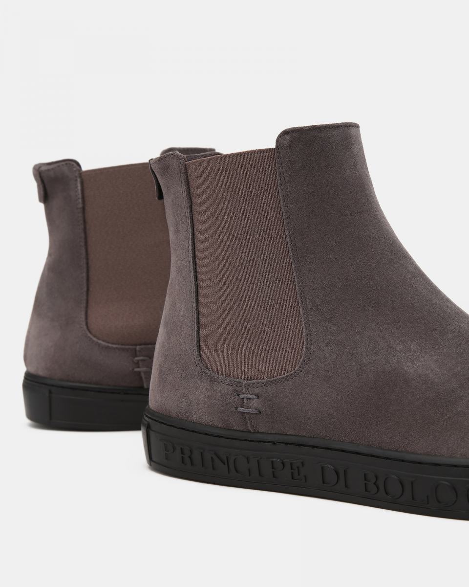 Boots Principe di Bologna 6