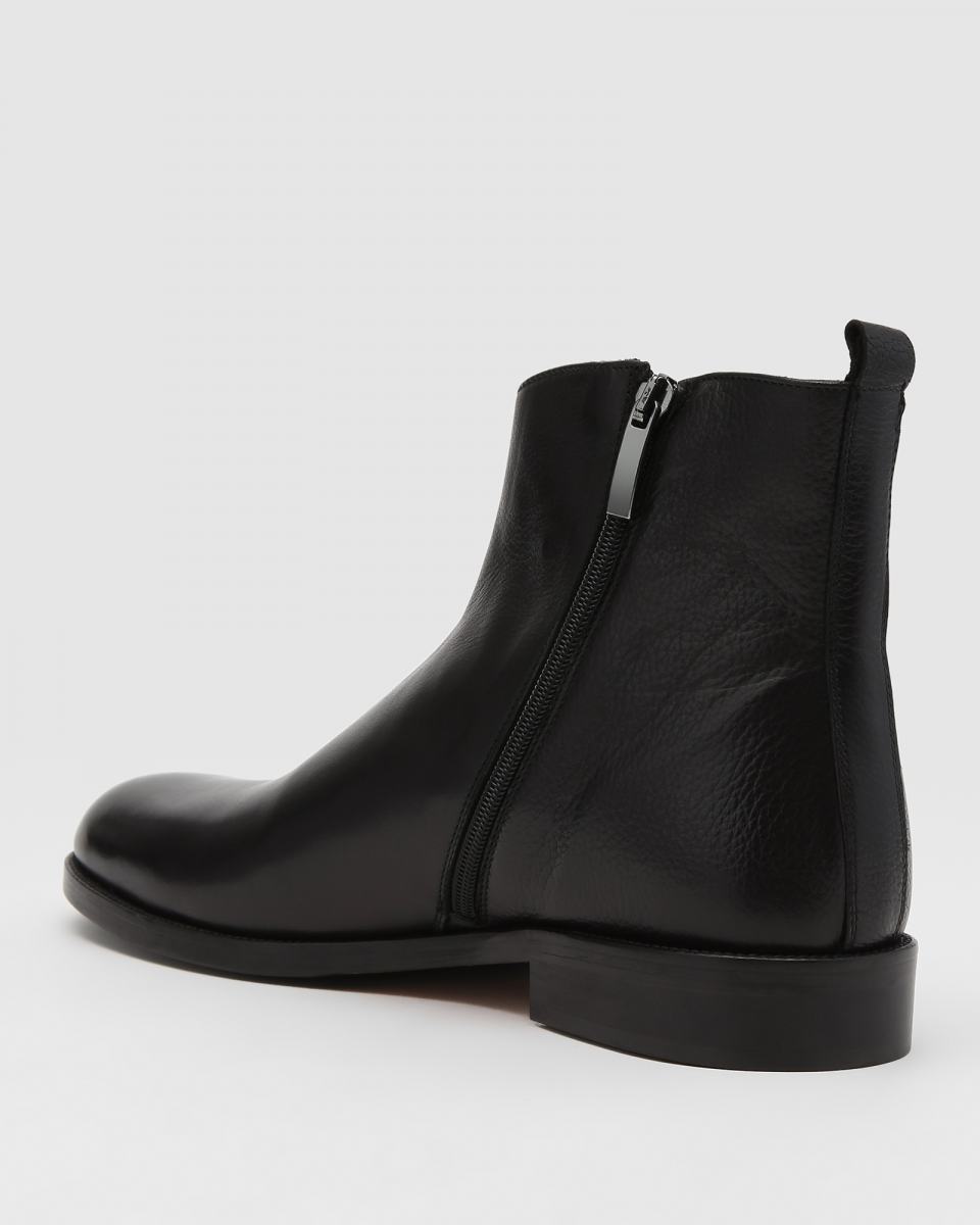 Boots Principe di Bologna 3