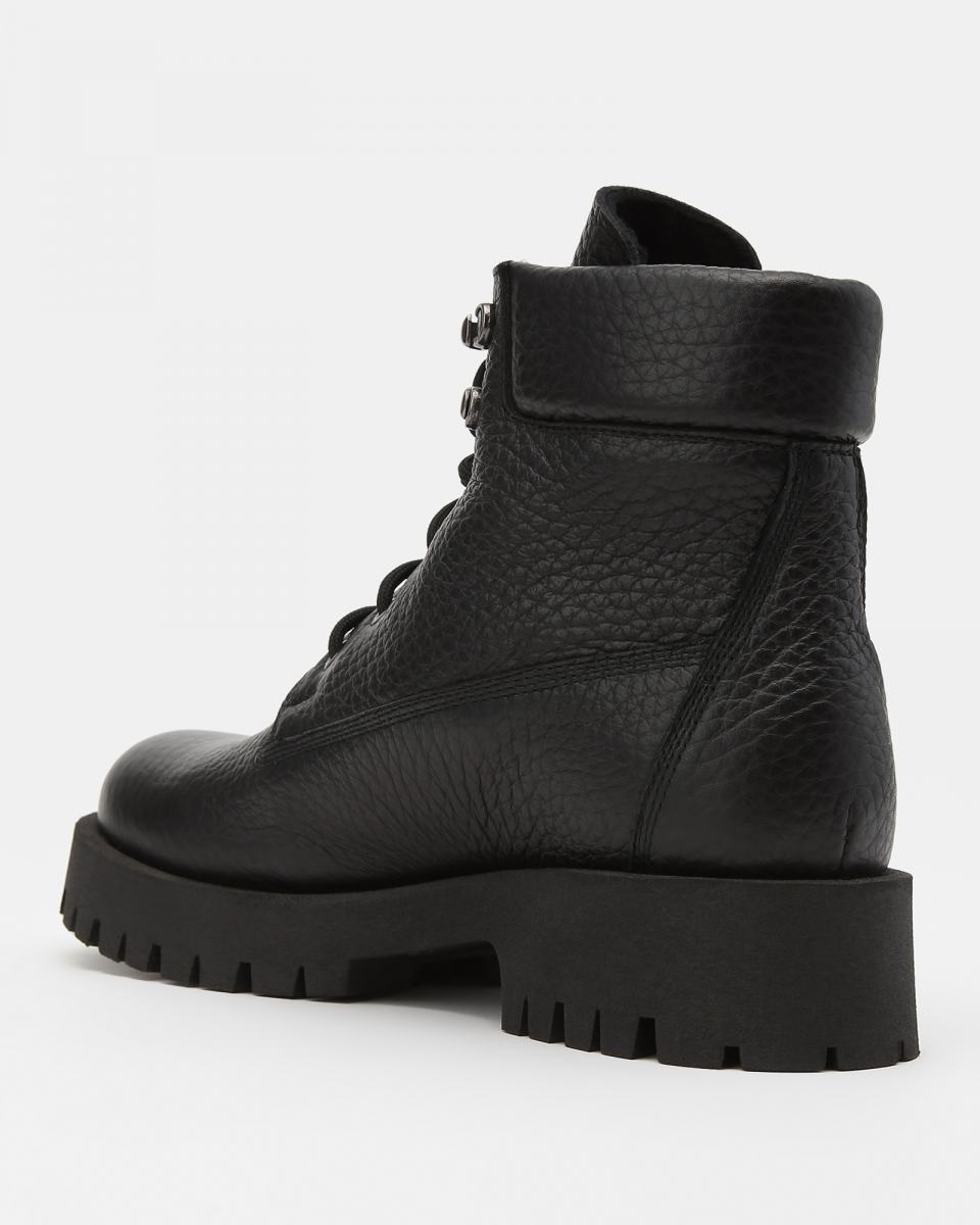 Boots Principe di Bologna 3