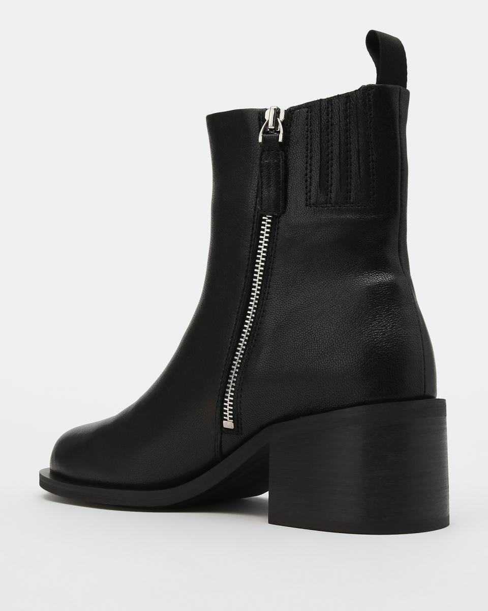 Boots Principe di Bologna 3