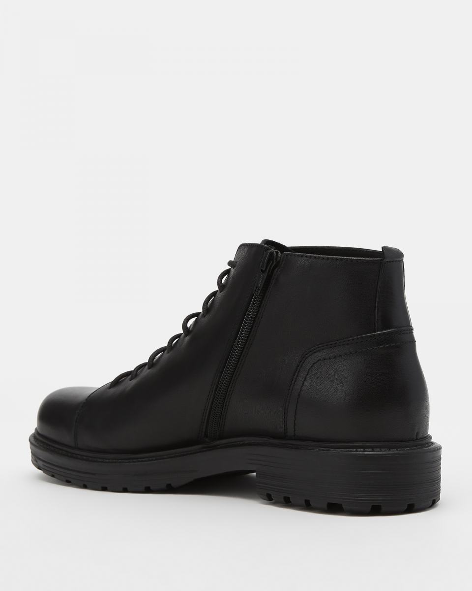 Boots Principe di Bologna 3