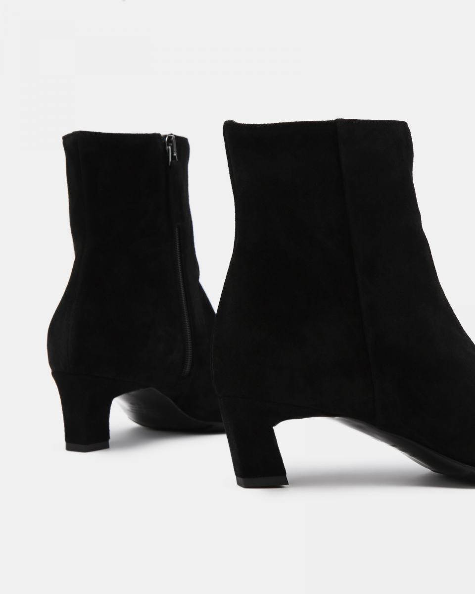 Boots Principe di Bologna 6