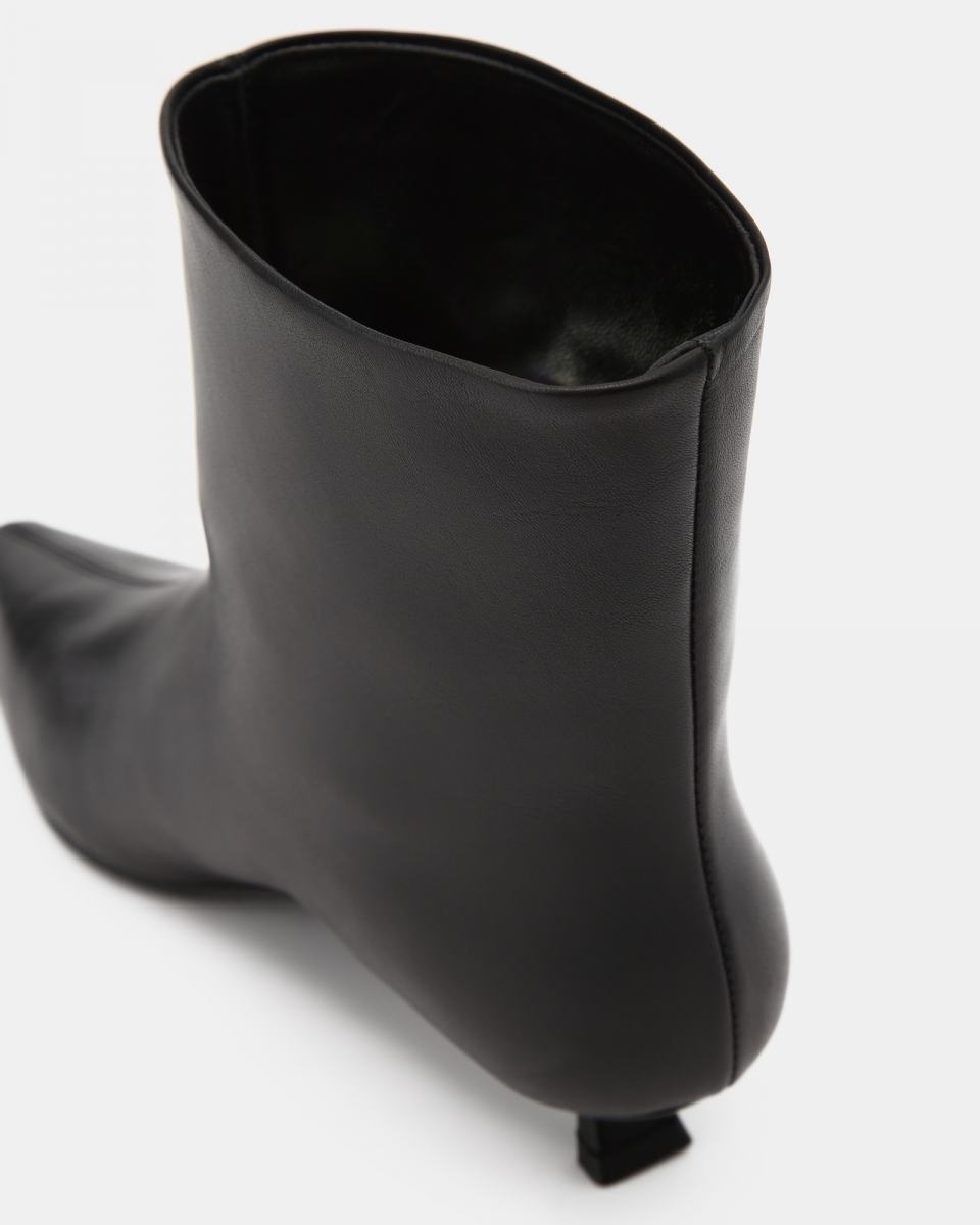 Boots Principe di Bologna 5
