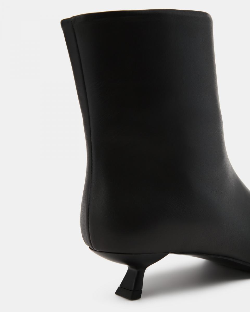 Boots Principe di Bologna 6
