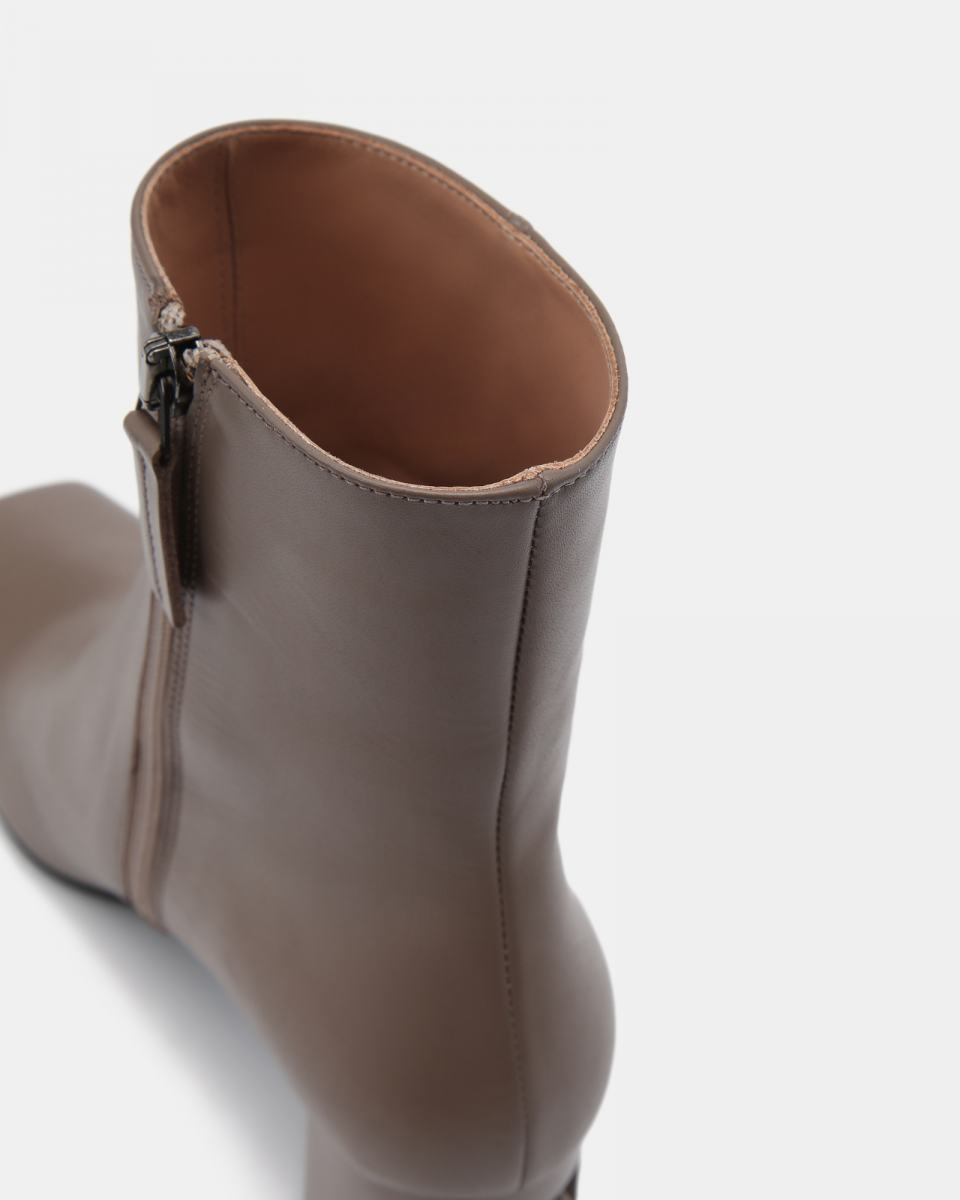 Boots Principe di Bologna 6