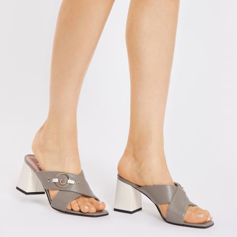 Босоножки Pollini