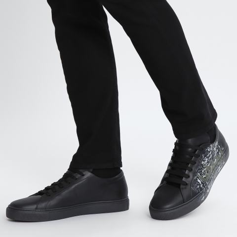 Кроссовки No One