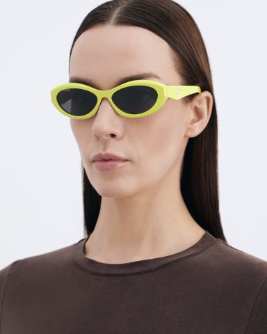 Очки солнцезащитные Prada