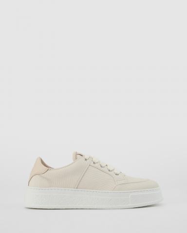 Кроссовки AGL 41990₽