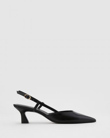 Туфли Stuart Weitzman 74490₽