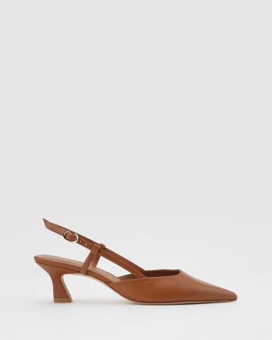 Туфли Stuart Weitzman 74490₽