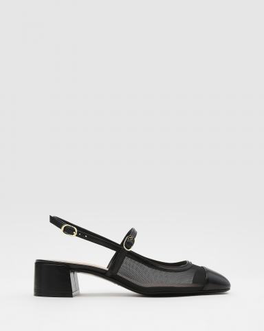 Туфли Stuart Weitzman 73990₽