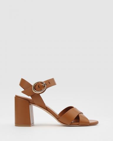 Босоножки Stuart Weitzman 77490₽