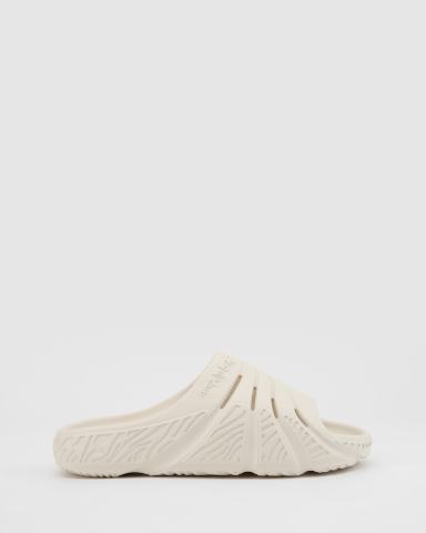 Сандалии Acupuncture 5490₽