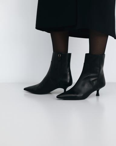 Ботинки Stuart Weitzman