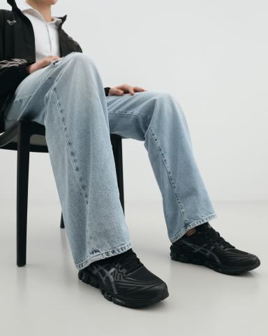 Кроссовки ASICS