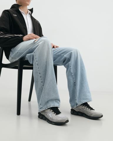 Кроссовки ASICS