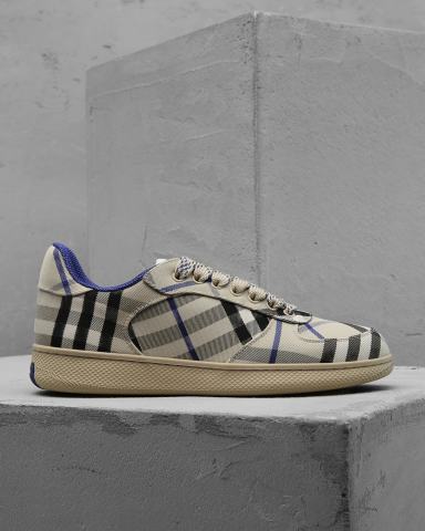 Кроссовки BURBERRY 97990₽