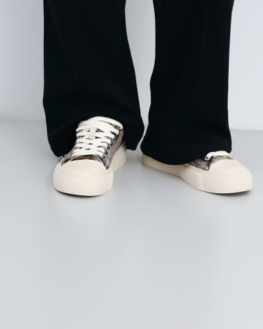 Кроссовки Acupuncture