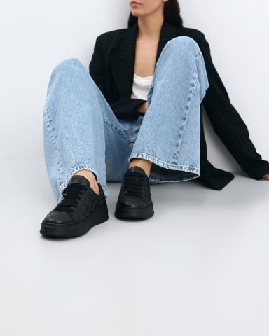 Кроссовки AGL