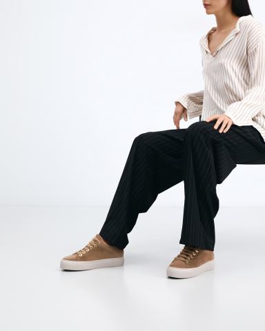 Кроссовки AGL